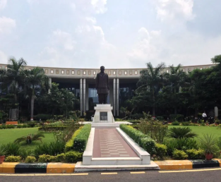 Dr. Ram Manohar Lohiya National Law University Lucknow